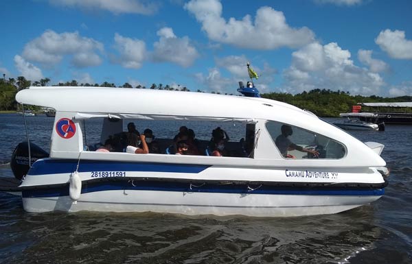Lancha em Camamu, Bahia