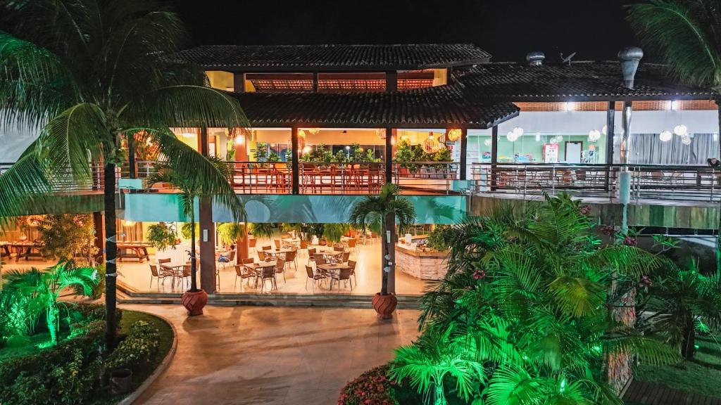 Frente do Hotel Aldeia da Praia